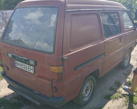 Красный Тойота Лит Айс, объемом двигателя 1.5 л и пробегом 370 тыс. км за 1150 $, фото 3 на Automoto.ua