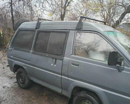 Серый Тойота Лит Айс, объемом двигателя 1.5 л и пробегом 10 тыс. км за 1476 $, фото 2 на Automoto.ua