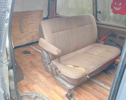 Серый Тойота Лит Айс, объемом двигателя 1.5 л и пробегом 10 тыс. км за 1476 $, фото 6 на Automoto.ua