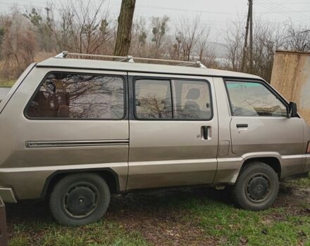 Сірий Тойота Літ Айс, об'ємом двигуна 2 л та пробігом 282 тис. км за 2130 $, фото 2 на Automoto.ua