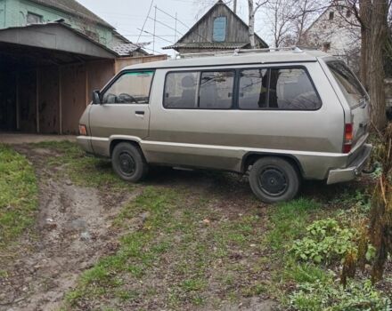 Сірий Тойота Літ Айс, об'ємом двигуна 2 л та пробігом 282 тис. км за 2130 $, фото 1 на Automoto.ua