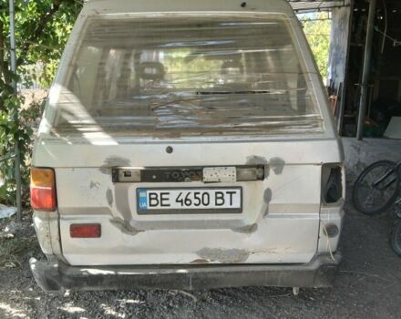 Серый Тойота Лит Айс, объемом двигателя 1.5 л и пробегом 300 тыс. км за 1200 $, фото 5 на Automoto.ua