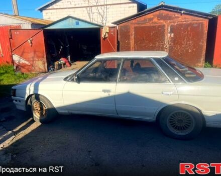 Белый Тойота Марк 2, объемом двигателя 2 л и пробегом 150 тыс. км за 1800 $, фото 4 на Automoto.ua