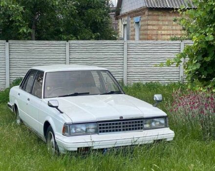 Білий Тойота Марк 2, об'ємом двигуна 1.8 л та пробігом 300 тис. км за 2800 $, фото 1 на Automoto.ua