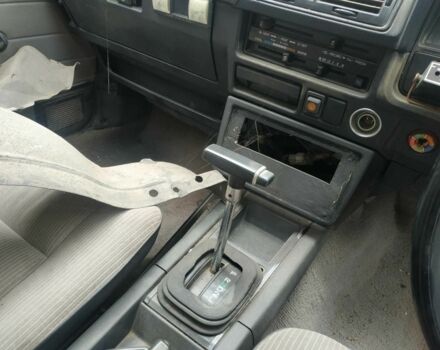 Белый Тойота Марк 2, объемом двигателя 2 л и пробегом 400 тыс. км за 1000 $, фото 4 на Automoto.ua