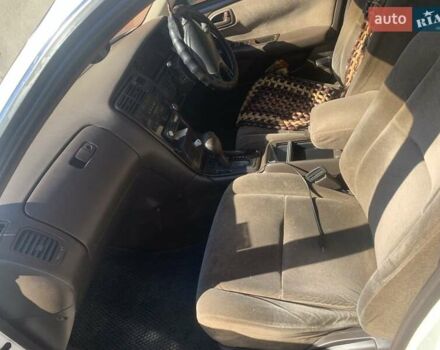 Белый Тойота Марк 2, объемом двигателя 2.5 л и пробегом 370 тыс. км за 6800 $, фото 5 на Automoto.ua