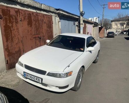 Белый Тойота Марк 2, объемом двигателя 2.5 л и пробегом 370 тыс. км за 6800 $, фото 1 на Automoto.ua