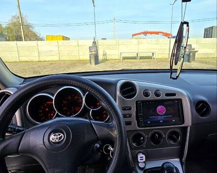 Білий Тойота Matrix, об'ємом двигуна 1.8 л та пробігом 260 тис. км за 55000 $, фото 11 на Automoto.ua