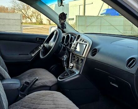 Білий Тойота Matrix, об'ємом двигуна 1.8 л та пробігом 260 тис. км за 55000 $, фото 7 на Automoto.ua