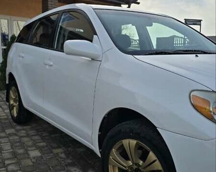 Белый Тойота Матрикс, объемом двигателя 1.79 л и пробегом 200 тыс. км за 5500 $, фото 1 на Automoto.ua