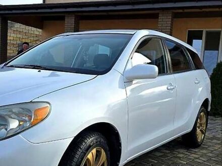 Белый Тойота Матрикс, объемом двигателя 1.8 л и пробегом 260 тыс. км за 55000 $, фото 1 на Automoto.ua