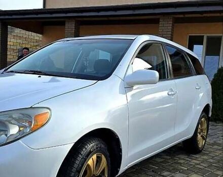 Белый Тойота Матрикс, объемом двигателя 1.8 л и пробегом 260 тыс. км за 55000 $, фото 1 на Automoto.ua