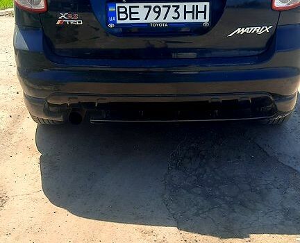 Черный Тойота Матрикс, объемом двигателя 1.8 л и пробегом 153 тыс. км за 5500 $, фото 1 на Automoto.ua
