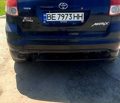 Чорний Тойота Matrix, об'ємом двигуна 1.8 л та пробігом 153 тис. км за 5500 $, фото 1 на Automoto.ua
