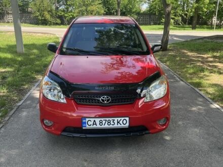Красный Тойота Матрикс, объемом двигателя 1.8 л и пробегом 185 тыс. км за 5800 $, фото 1 на Automoto.ua