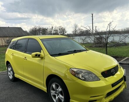 Желтый Тойота Матрикс, объемом двигателя 1.8 л и пробегом 230 тыс. км за 5999 $, фото 1 на Automoto.ua