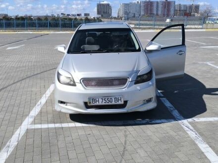 Сірий Тойота Matrix, об'ємом двигуна 1.8 л та пробігом 250 тис. км за 3700 $, фото 1 на Automoto.ua