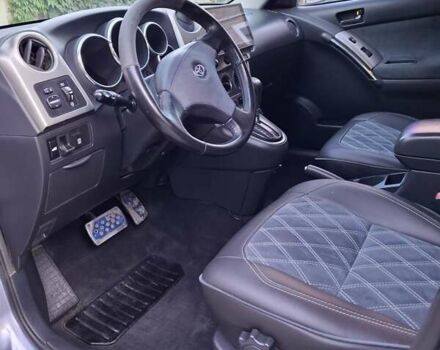 Синій Тойота Matrix, об'ємом двигуна 1.8 л та пробігом 247 тис. км за 4700 $, фото 32 на Automoto.ua