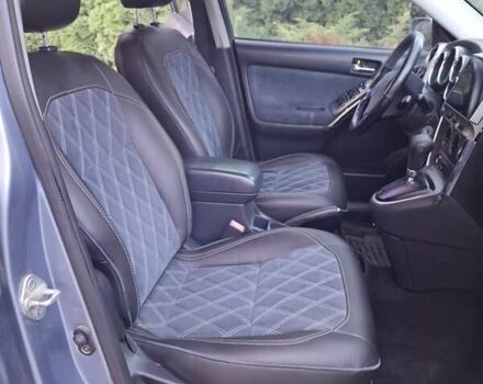 Синій Тойота Matrix, об'ємом двигуна 1.8 л та пробігом 247 тис. км за 4700 $, фото 37 на Automoto.ua