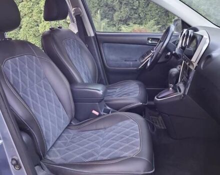 Синій Тойота Matrix, об'ємом двигуна 1.8 л та пробігом 247 тис. км за 4700 $, фото 39 на Automoto.ua