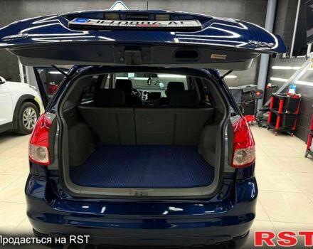 Синій Тойота Matrix, об'ємом двигуна 1.8 л та пробігом 167 тис. км за 5800 $, фото 10 на Automoto.ua