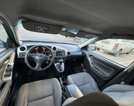 Синій Тойота Matrix, об'ємом двигуна 1.8 л та пробігом 250 тис. км за 4999 $, фото 18 на Automoto.ua