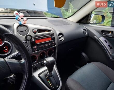 Синій Тойота Matrix, об'ємом двигуна 1.79 л та пробігом 225 тис. км за 4500 $, фото 9 на Automoto.ua