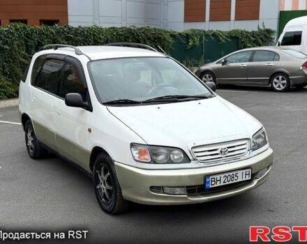 Белый Тойота Пикник, объемом двигателя 2 л и пробегом 0 тыс. км за 2950 $, фото 2 на Automoto.ua