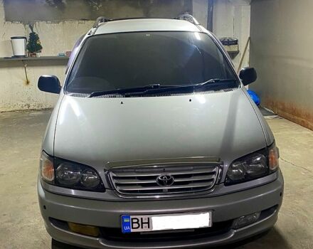 Серый Тойота Пикник, объемом двигателя 2 л и пробегом 0 тыс. км за 4500 $, фото 1 на Automoto.ua