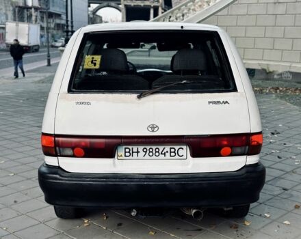 Белый Тойота Превиа, объемом двигателя 2.4 л и пробегом 340 тыс. км за 2600 $, фото 4 на Automoto.ua
