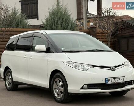 Белый Тойота Превиа, объемом двигателя 2.36 л и пробегом 182 тыс. км за 9500 $, фото 13 на Automoto.ua