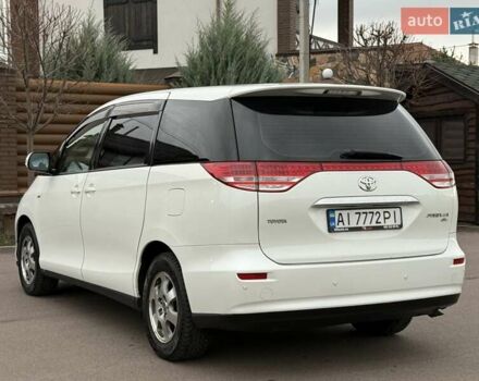 Белый Тойота Превиа, объемом двигателя 2.36 л и пробегом 182 тыс. км за 9500 $, фото 20 на Automoto.ua