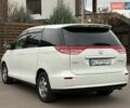 Белый Тойота Превиа, объемом двигателя 2.36 л и пробегом 182 тыс. км за 9500 $, фото 20 на Automoto.ua
