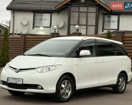 Белый Тойота Превиа, объемом двигателя 2.36 л и пробегом 182 тыс. км за 9500 $, фото 7 на Automoto.ua