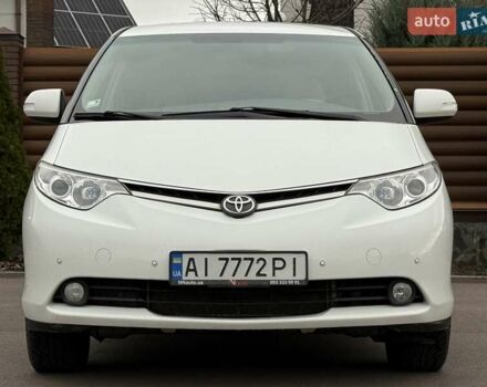 Белый Тойота Превиа, объемом двигателя 2.36 л и пробегом 182 тыс. км за 9500 $, фото 9 на Automoto.ua