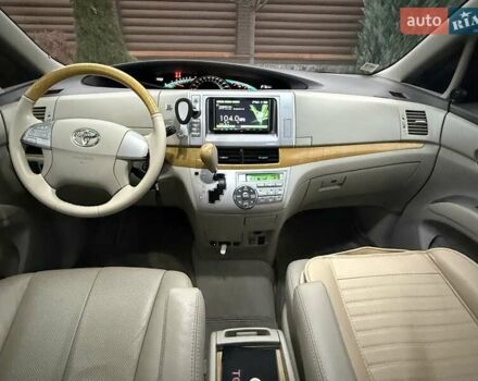 Белый Тойота Превиа, объемом двигателя 2.36 л и пробегом 182 тыс. км за 9500 $, фото 57 на Automoto.ua