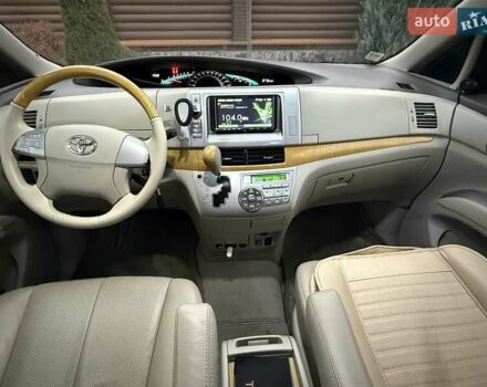 Белый Тойота Превиа, объемом двигателя 2.36 л и пробегом 182 тыс. км за 9500 $, фото 56 на Automoto.ua