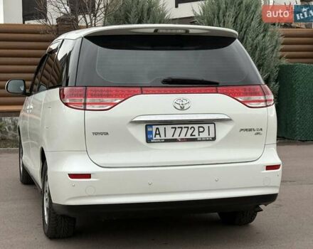 Белый Тойота Превиа, объемом двигателя 2.36 л и пробегом 182 тыс. км за 9500 $, фото 23 на Automoto.ua