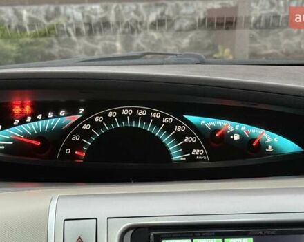 Белый Тойота Превиа, объемом двигателя 2.36 л и пробегом 182 тыс. км за 9500 $, фото 80 на Automoto.ua