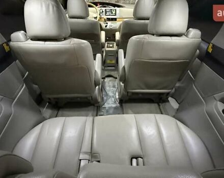 Белый Тойота Превиа, объемом двигателя 2.36 л и пробегом 182 тыс. км за 9500 $, фото 88 на Automoto.ua