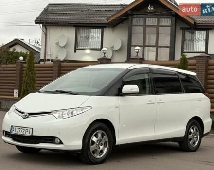 Белый Тойота Превиа, объемом двигателя 2.36 л и пробегом 182 тыс. км за 9500 $, фото 8 на Automoto.ua