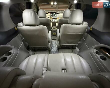 Белый Тойота Превиа, объемом двигателя 2.36 л и пробегом 182 тыс. км за 9500 $, фото 72 на Automoto.ua