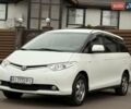 Белый Тойота Превиа, объемом двигателя 2.36 л и пробегом 182 тыс. км за 9500 $, фото 4 на Automoto.ua