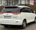 Белый Тойота Превиа, объемом двигателя 2.36 л и пробегом 182 тыс. км за 9500 $, фото 29 на Automoto.ua