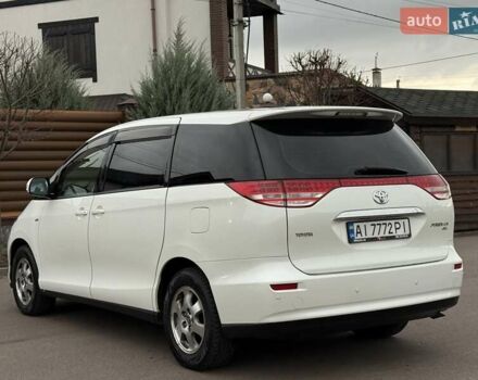 Белый Тойота Превиа, объемом двигателя 2.36 л и пробегом 182 тыс. км за 9500 $, фото 19 на Automoto.ua