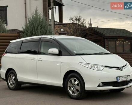 Белый Тойота Превиа, объемом двигателя 2.36 л и пробегом 182 тыс. км за 9500 $, фото 16 на Automoto.ua