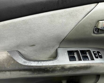 Черный Тойота Превиа, объемом двигателя 2.4 л и пробегом 430 тыс. км за 6600 $, фото 7 на Automoto.ua