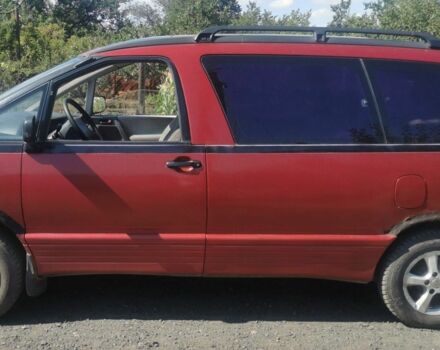 Красный Тойота Превиа, объемом двигателя 2 л и пробегом 50 тыс. км за 2040 $, фото 4 на Automoto.ua