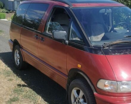 Красный Тойота Превиа, объемом двигателя 2 л и пробегом 50 тыс. км за 2040 $, фото 2 на Automoto.ua