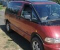 Красный Тойота Превиа, объемом двигателя 2 л и пробегом 50 тыс. км за 2040 $, фото 2 на Automoto.ua